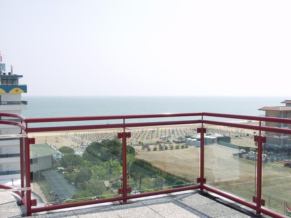 Hotel Coppe Jesolo ภายนอก รูปภาพ