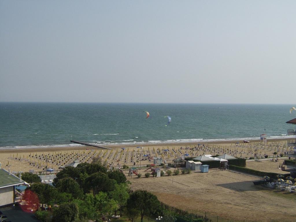 Hotel Coppe Jesolo ภายนอก รูปภาพ